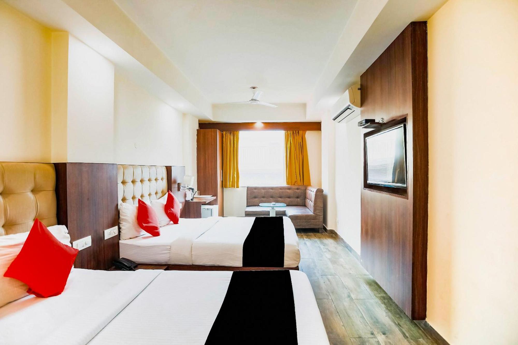 Collection O The Kailash Dev Hotel New Delhi Exterior photo