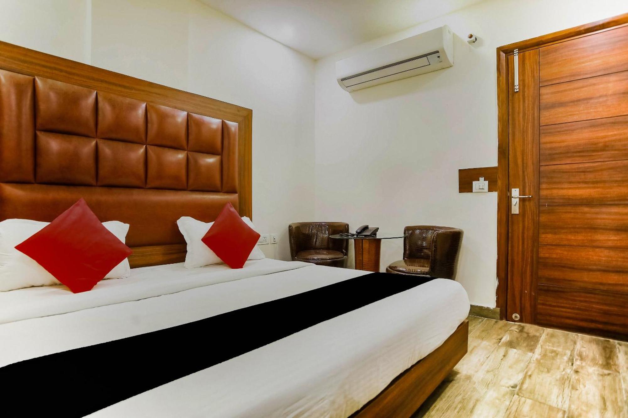 Collection O The Kailash Dev Hotel New Delhi Exterior photo